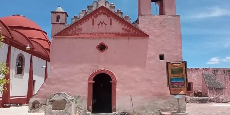 Fachada del Museo Comunitario de la Labranza, El Rosario, Francisco I. Madero, Hidalgo